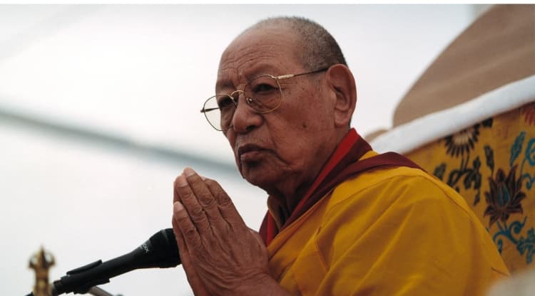 Lobpyn Tseczu Rinpocze